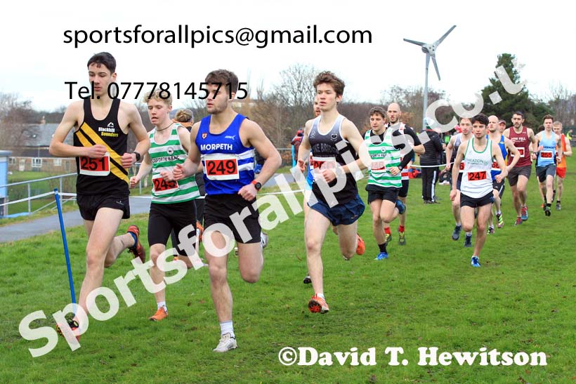 Senior mens 2022 Birtley Cross Country Relays. Photo: David T. Hewitson/Sports for All Pics